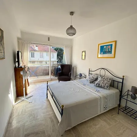 Les Pins Centre Proche 3 Pieces