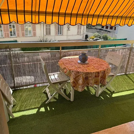 Apartmán Les Pins Centre Proche 3 Pieces *